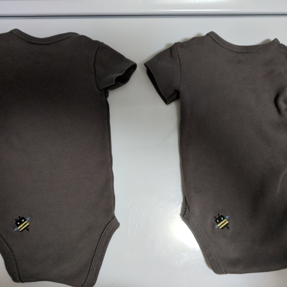 "womb mates" set, size 3-6 mos, twins - Picture 3 of 3